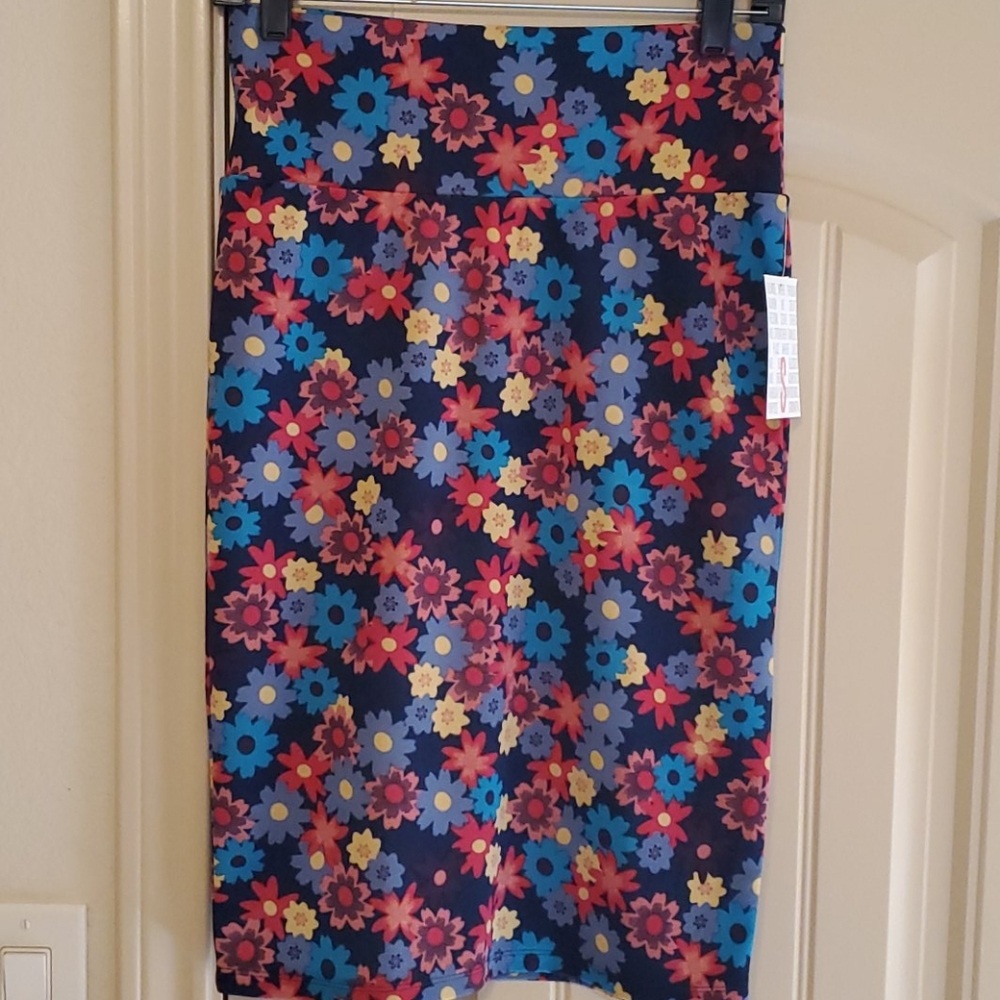 LuLaRoe Cassie Skirt